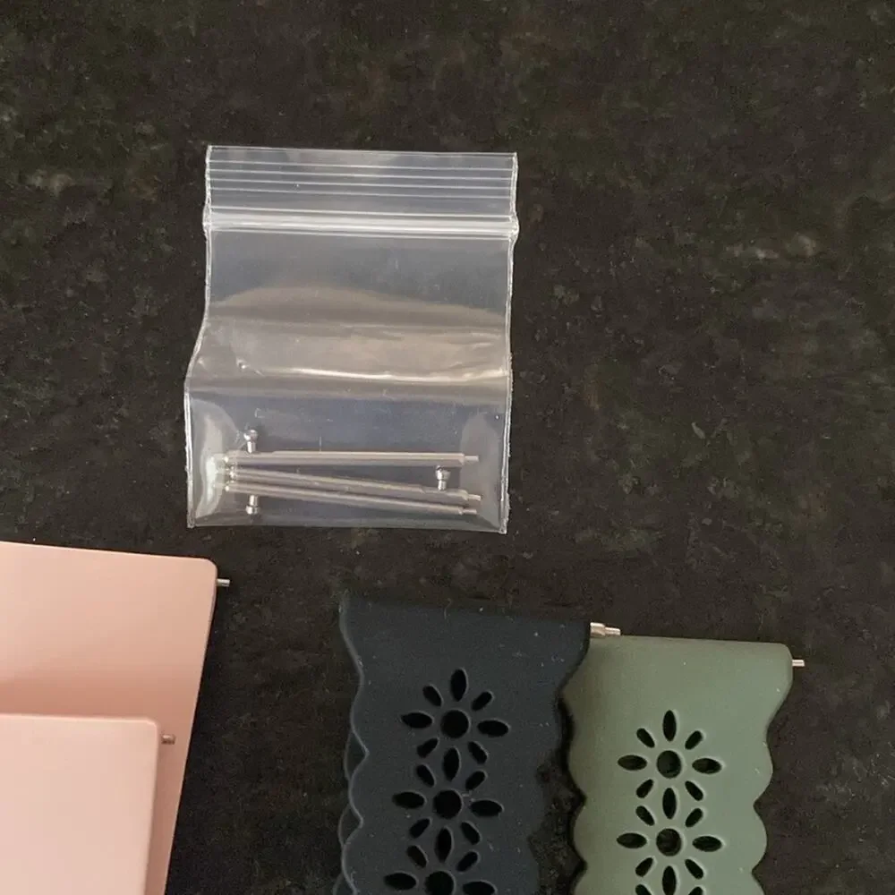 Fitbit Versa 2 or iWatch soft wrist band 3‎ pack